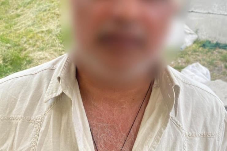 Прикордонники затримали колаборанта, який шукав рашистам їжу та горілку